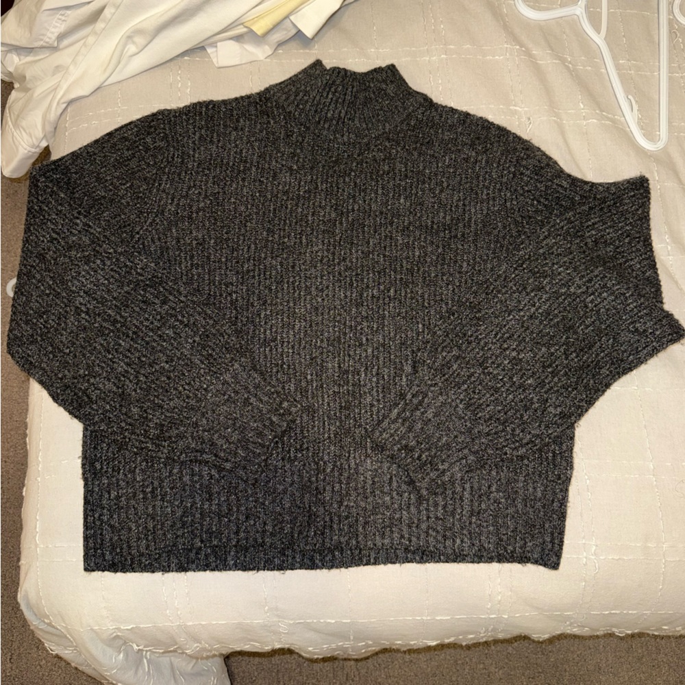 Dynamite Charcoal Gray Women's Sweater